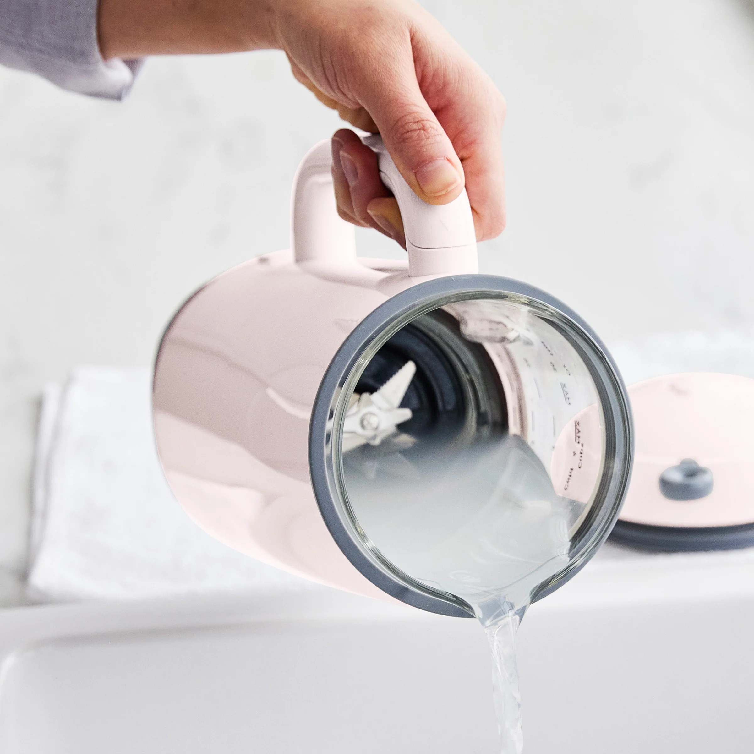 Better Blend Milk Maker | Pink - Image 12