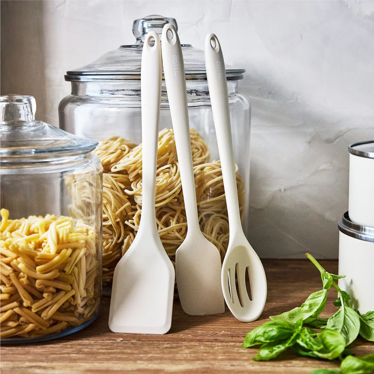Bobby Flay by GreenPan Professional Ceramic Nonstick 13-Piece Cookware Set | Cream - Image 12