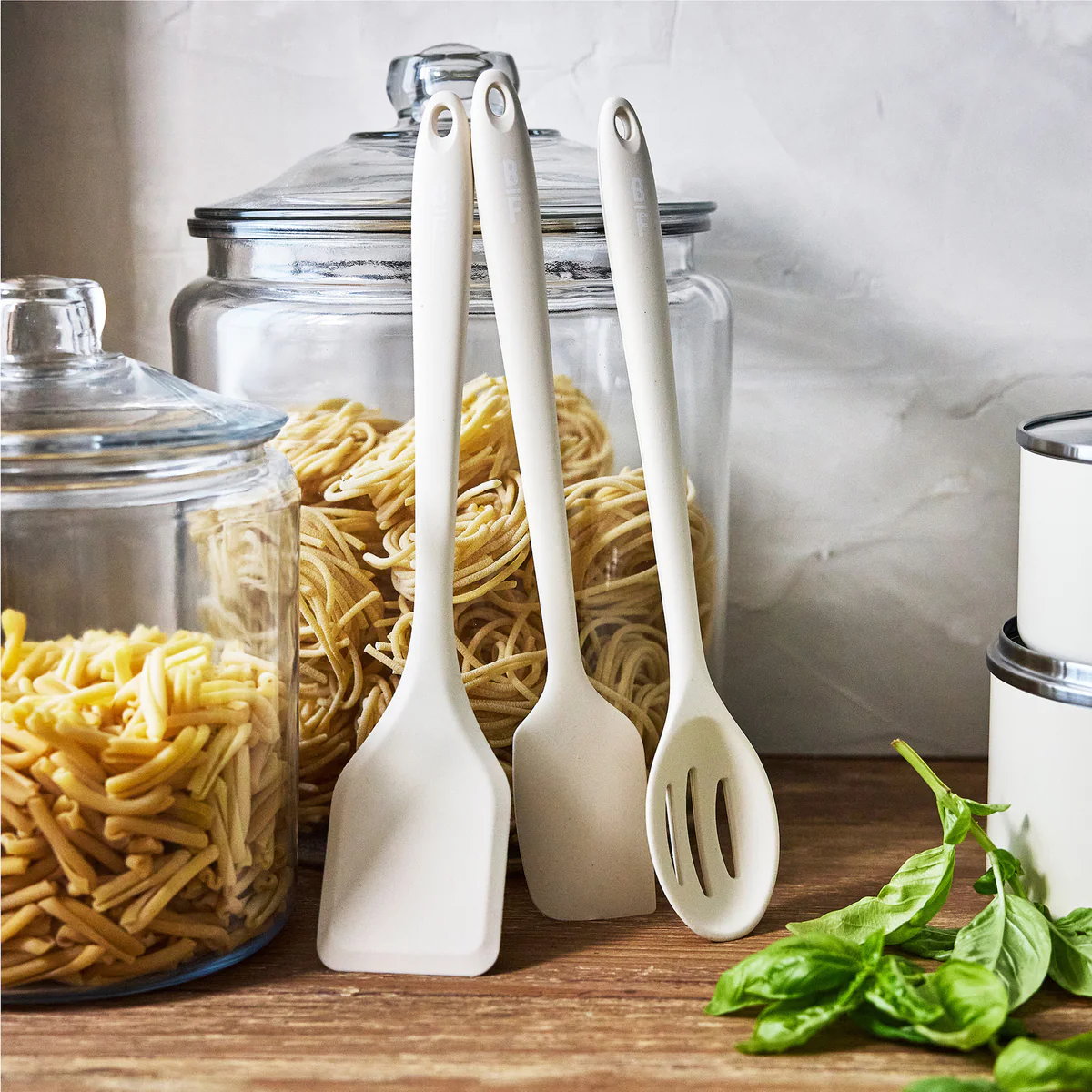 Bobby Flay by GreenPan Ultimate Set with Bobby at Home Cookbook | Cream - Image 8