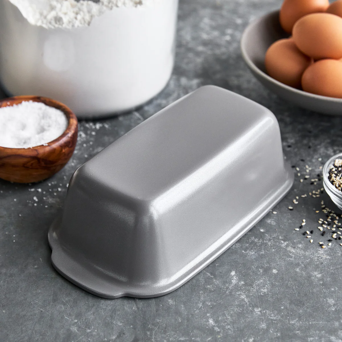 Premiere Ovenware Ceramic Nonstick 1 lb. Loaf Pan - Image 5