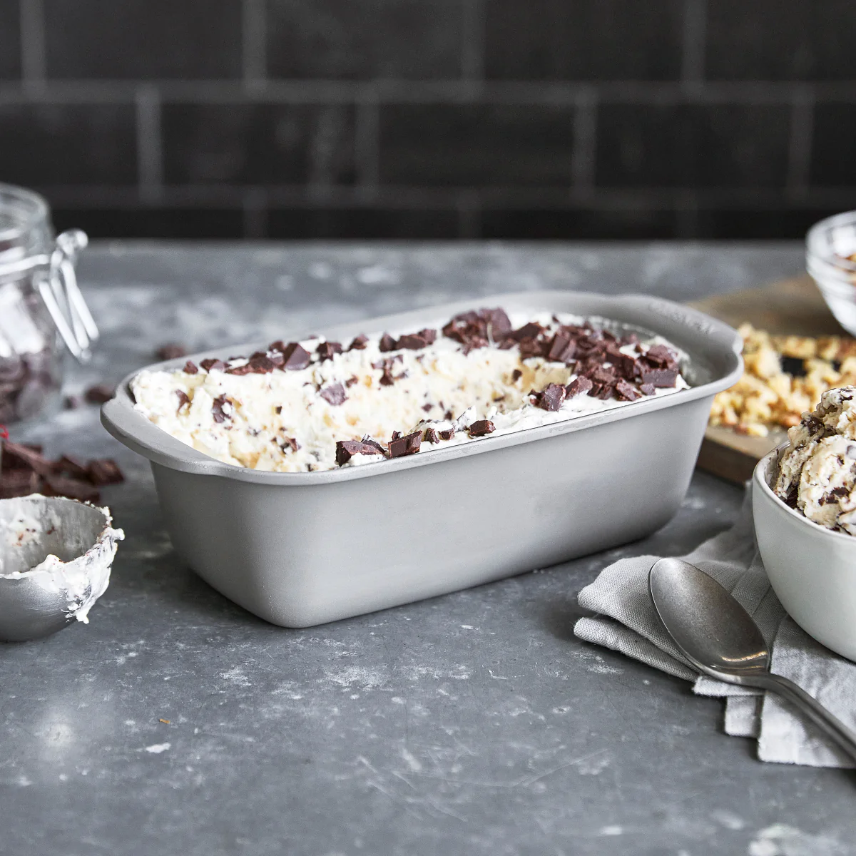 Premiere Ovenware Ceramic Nonstick 1 lb. Loaf Pan - Image 9