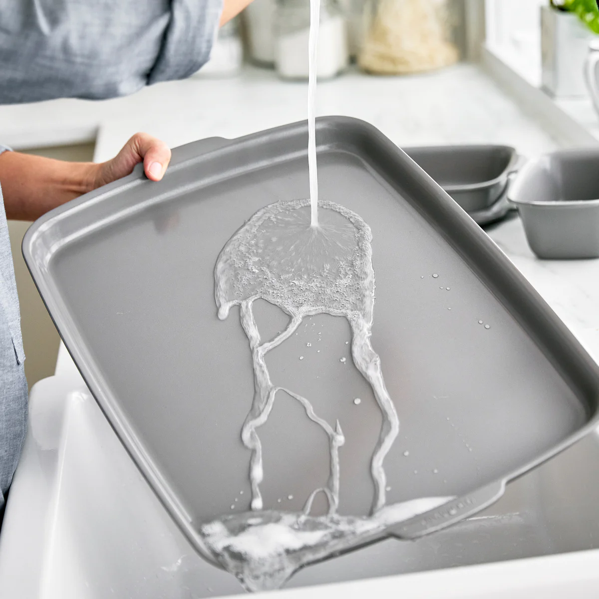 Premiere Ovenware Ceramic Nonstick 18" x 13" Half Sheet Pan - Image 11