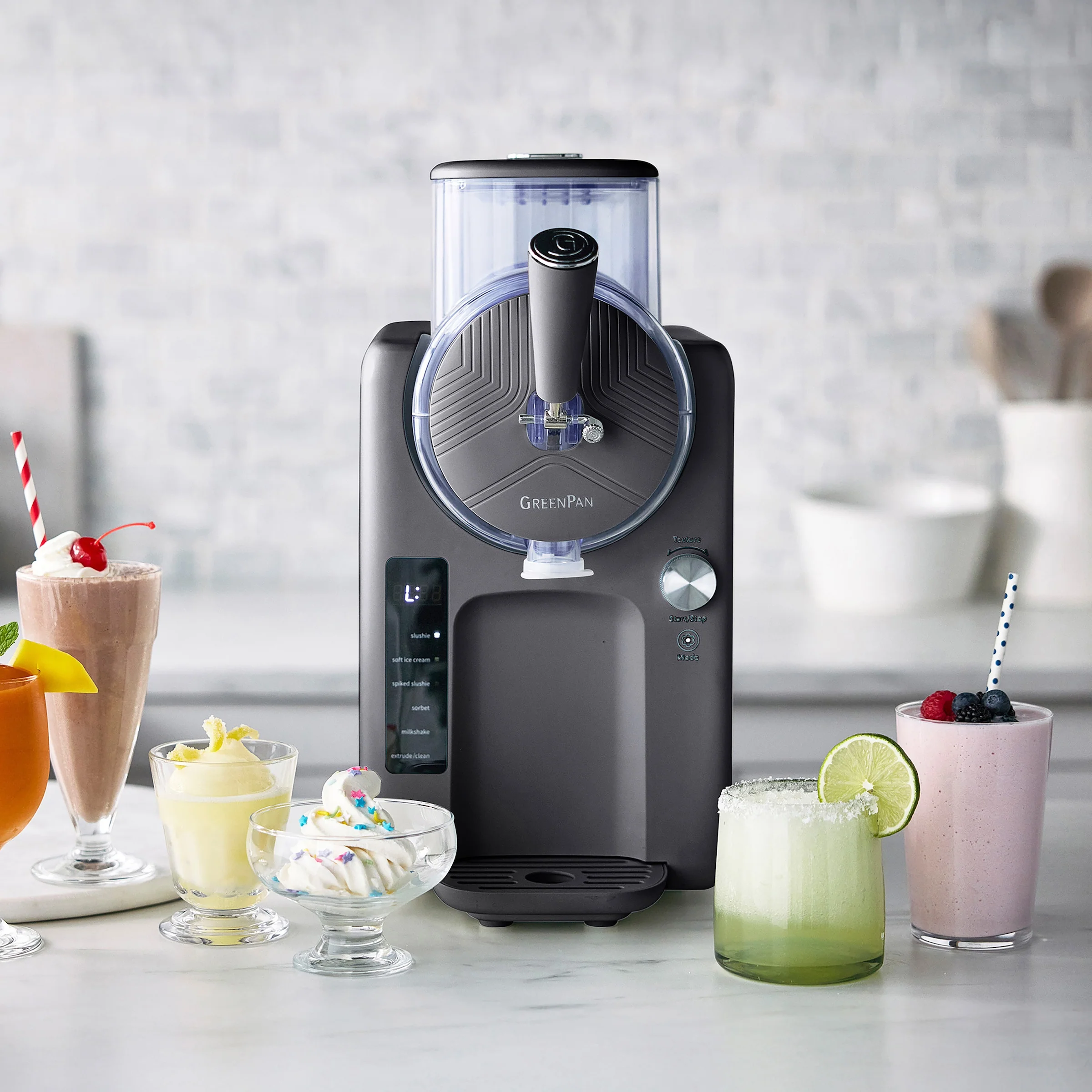 Frost Classic 15-in-1 Ice Cream & Frozen Drink Maker | Licorice - Image 3