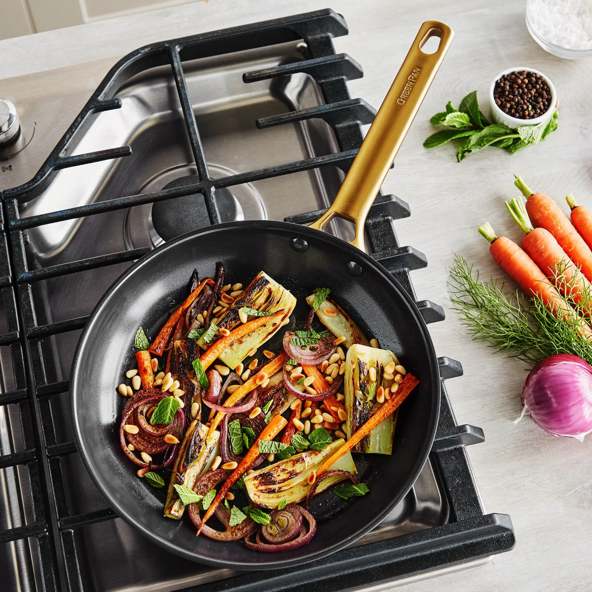 Reserve Ceramic Nonstick 10-Piece Cookware Set | Black - Image 5