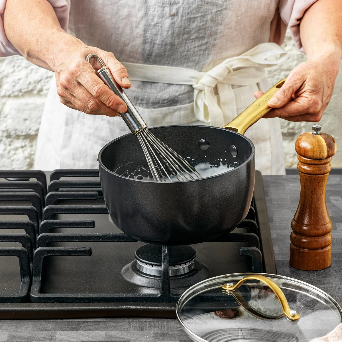 Reserve Ceramic Nonstick 10-Piece Cookware Set | Black - Image 6