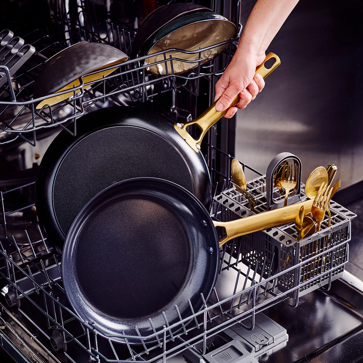 Reserve Ceramic Nonstick 10-Piece Cookware Set | Black - Image 9