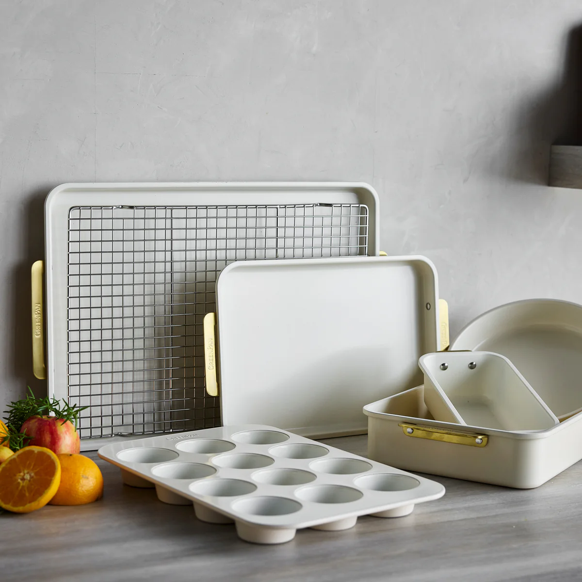 Reserve Bakeware 13" x 9" Rectangular Pan | Cream - Image 5