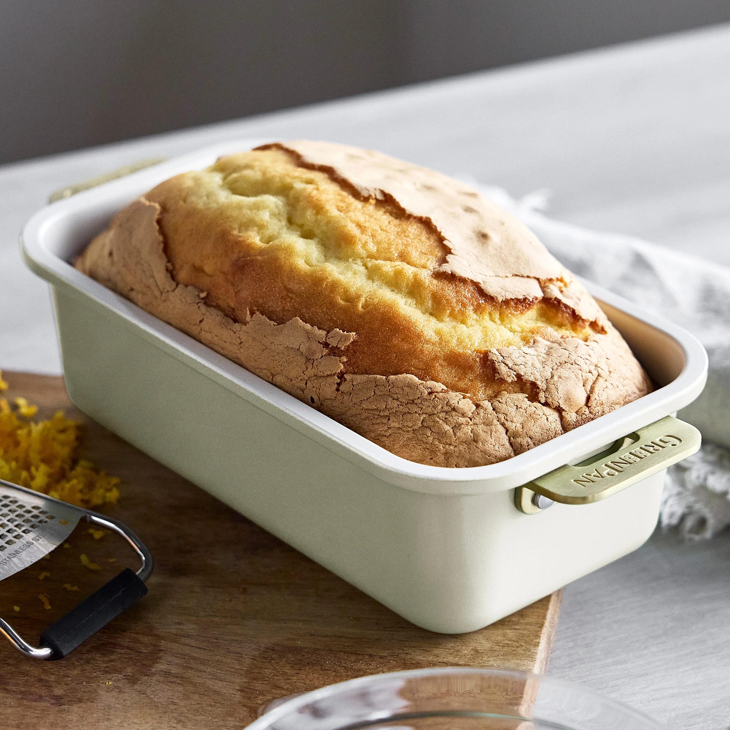 Reserve Pro 20-Piece Cookware & Bakeware Set | Cream - Image 19