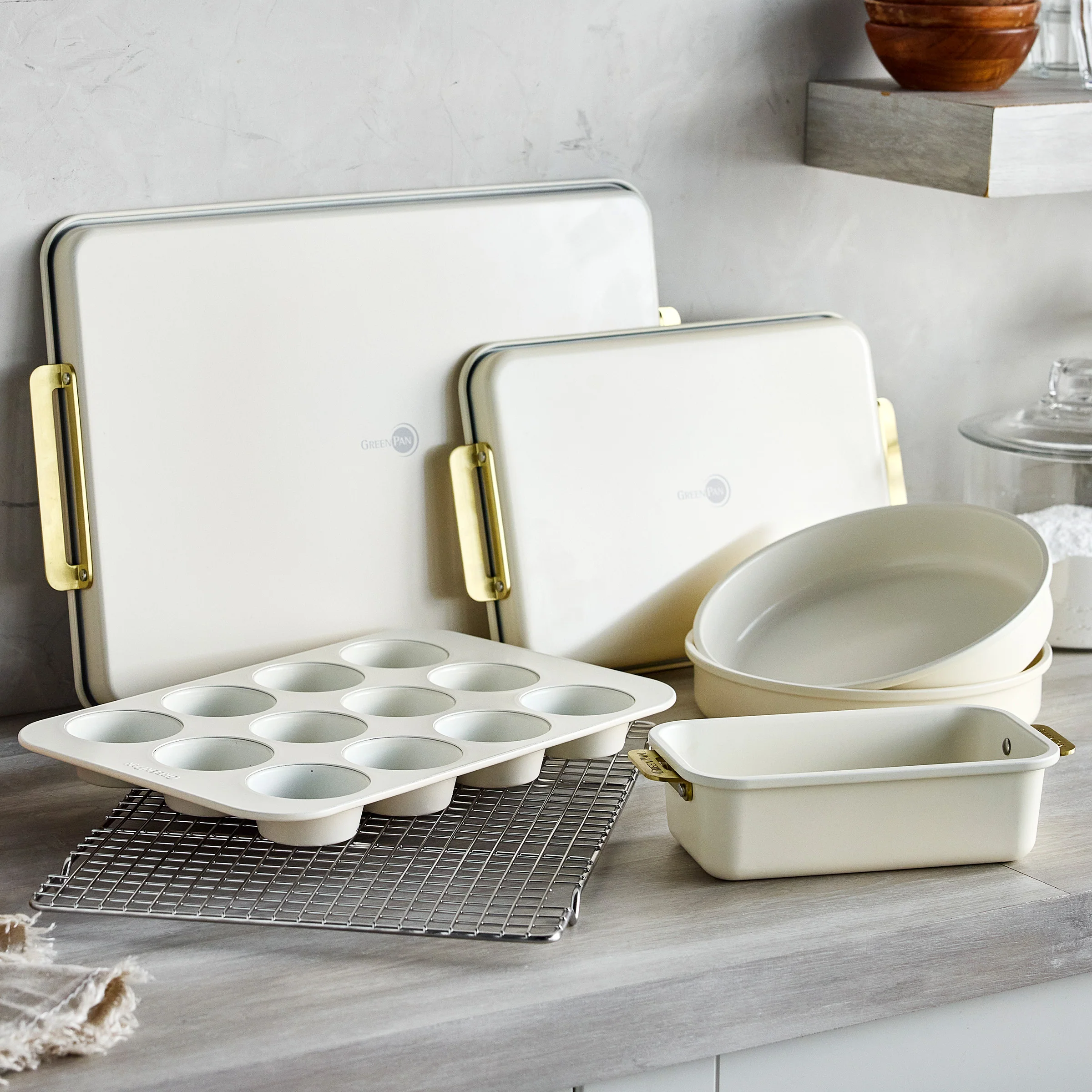 Reserve Pro 20-Piece Cookware & Bakeware Set | Cream - Image 4