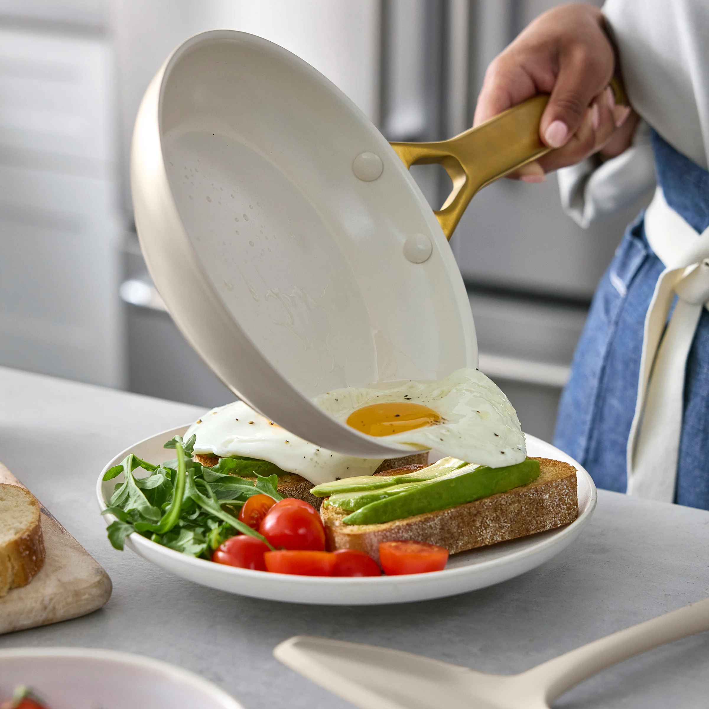 Reserve Pro Ceramic Nonstick 10-Piece Cookware Set | Macadamia - Image 4