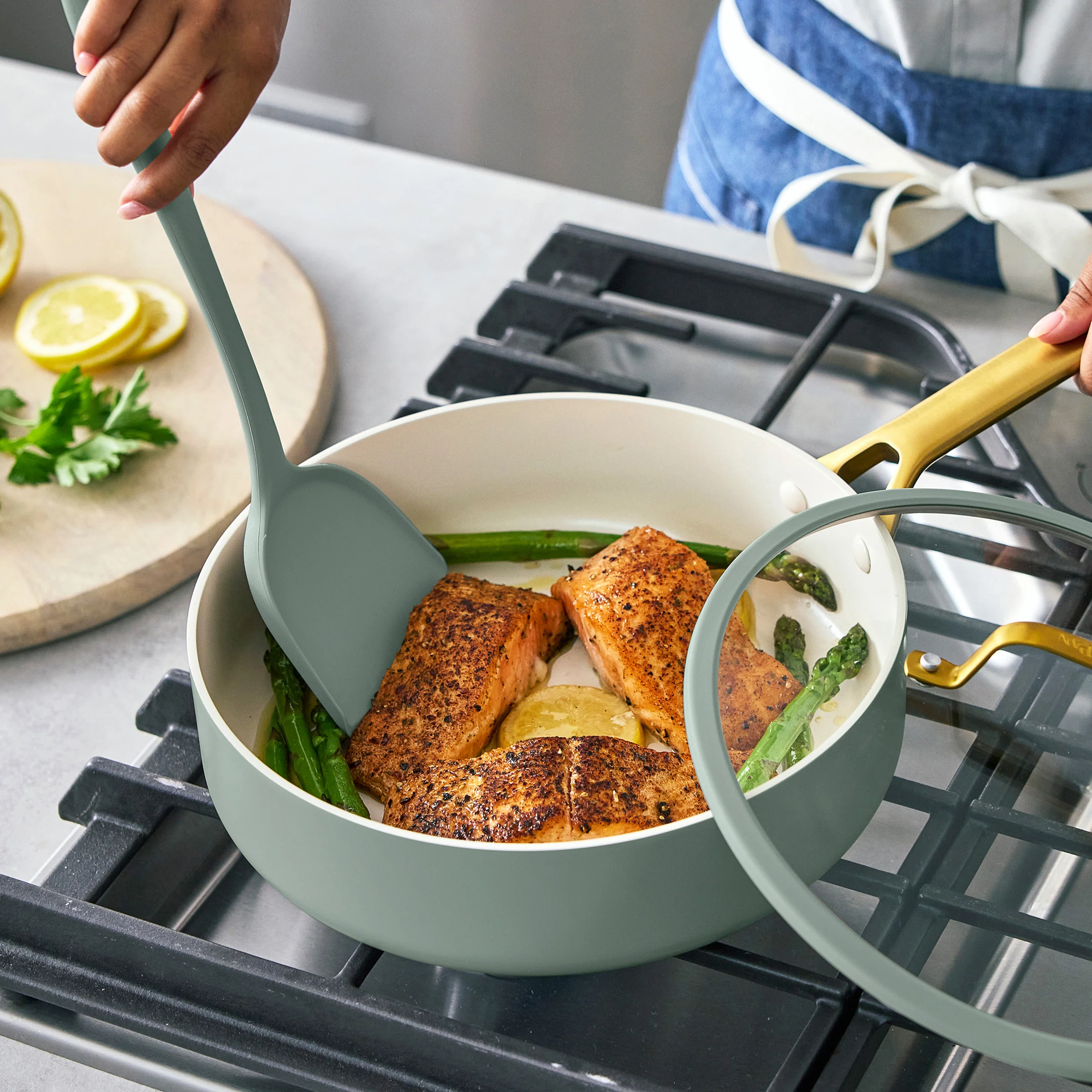 Reserve Pro Ceramic Nonstick 10-Piece Cookware Set | Moss - Image 9