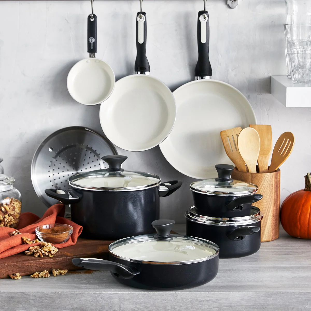 Rio Ceramic Nonstick 16-Piece Cookware Set | Black - Image 2