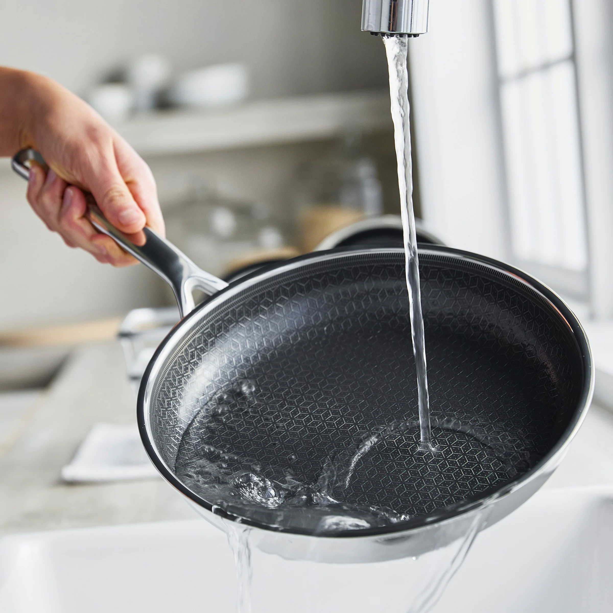 Spectra Thermobond Hybrid Ceramic Nonstick 10" and 12" Frypan Set - Image 12