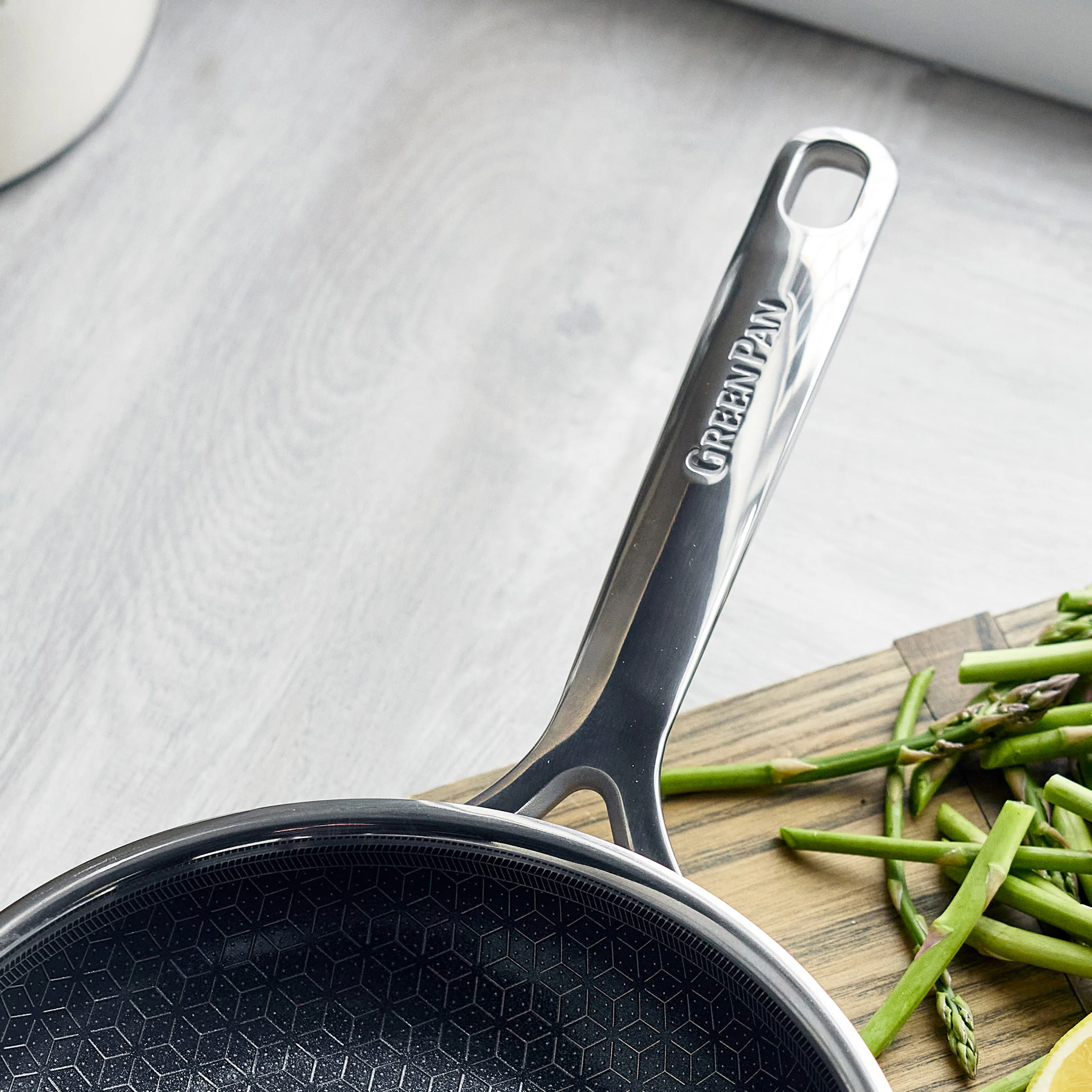 Spectra Thermobond Hybrid Ceramic Nonstick 8" Frypan - Image 6