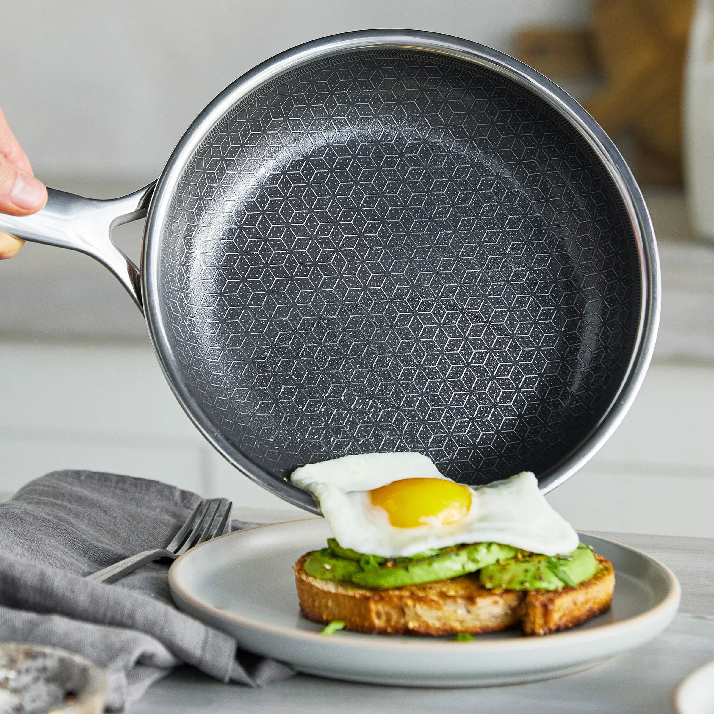 Spectra Thermobond Hybrid Ceramic Nonstick 8", 10" and 12" Frypan Set - Image 4