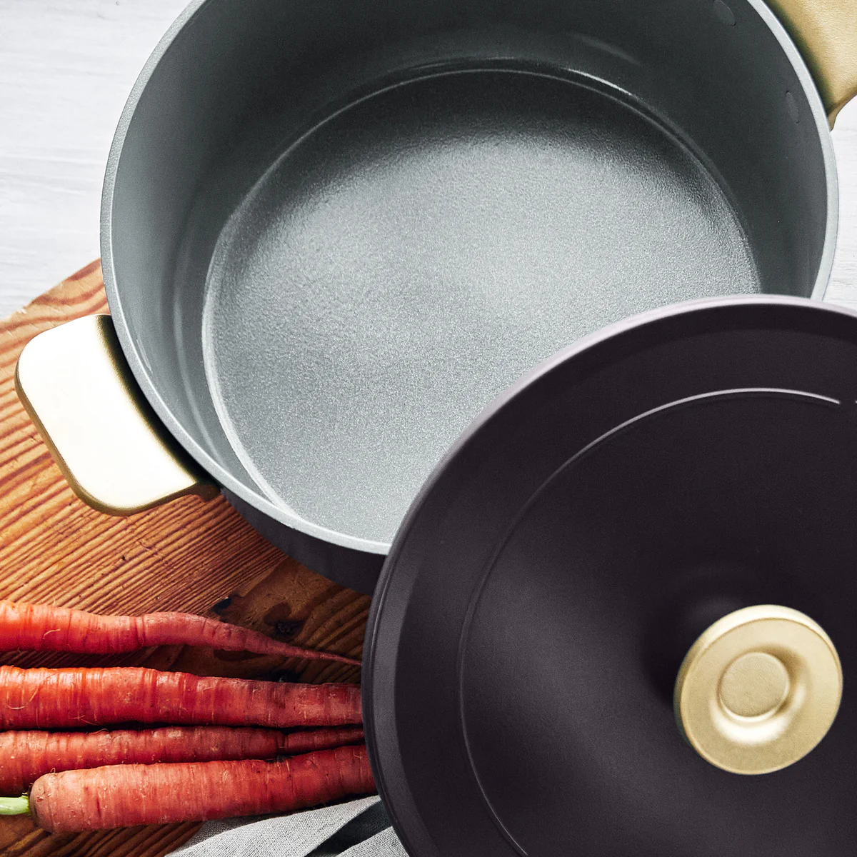 Stanley Tucci™ Ceramic Nonstick 6.5-Quart Dutch Oven | Calabrian Fig - Image 5