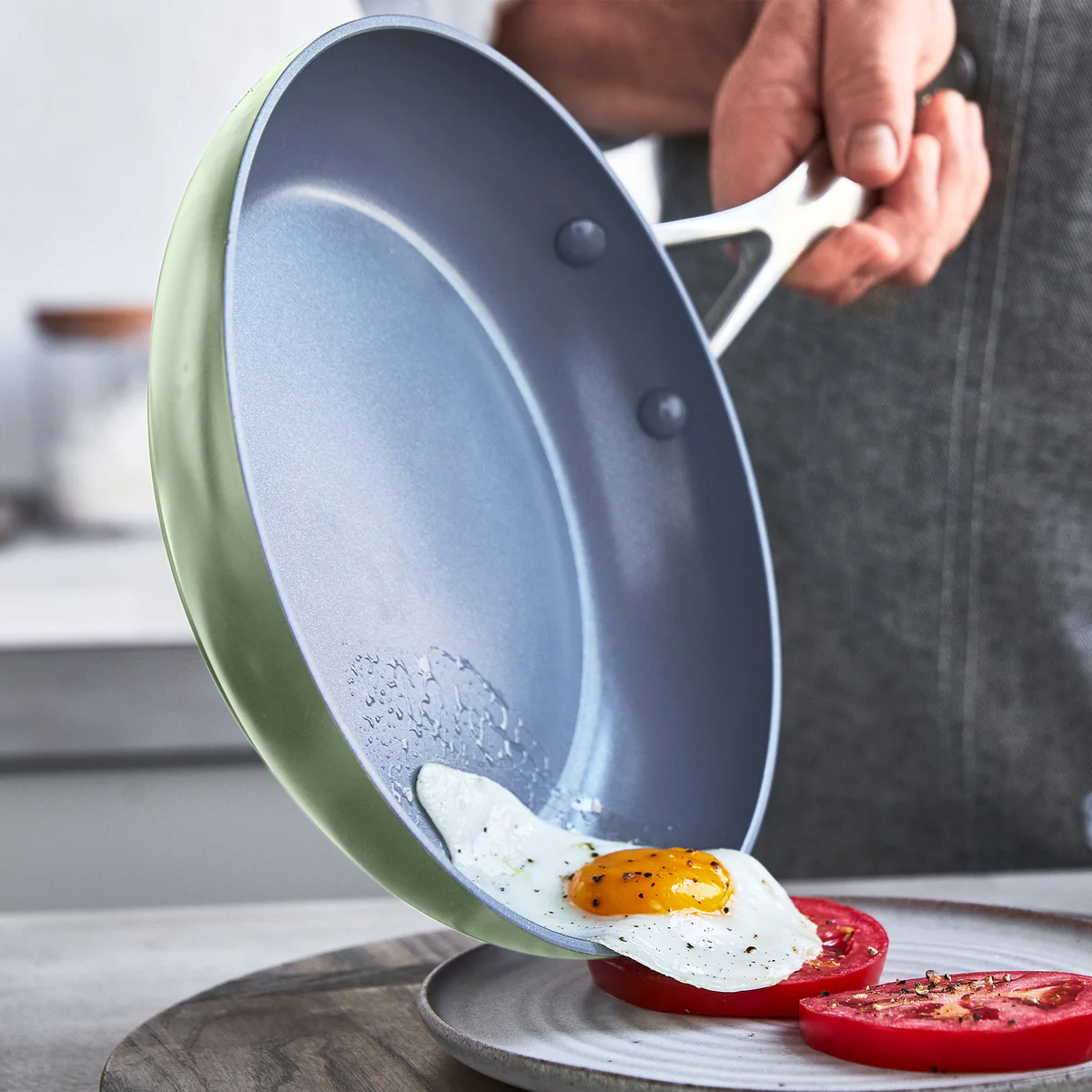 Valencia Pro Ceramic Nonstick 8", 9.5", and 11" Frypan Set | Sage - Image 6