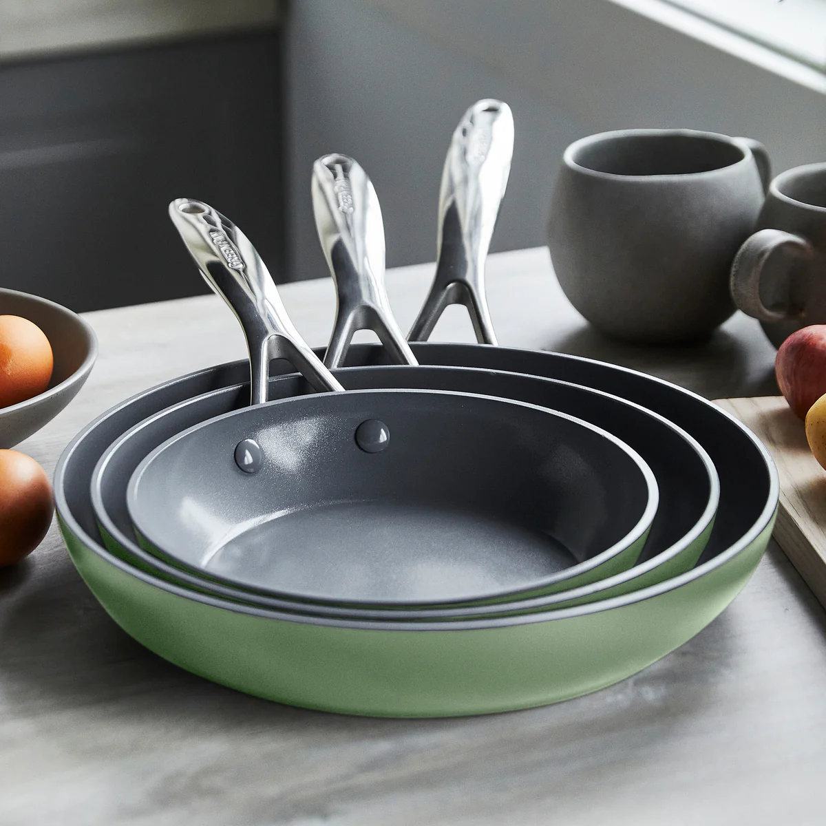 Valencia Pro Ceramic Nonstick 8", 9.5", and 11" Frypan Set | Sage - Image 9