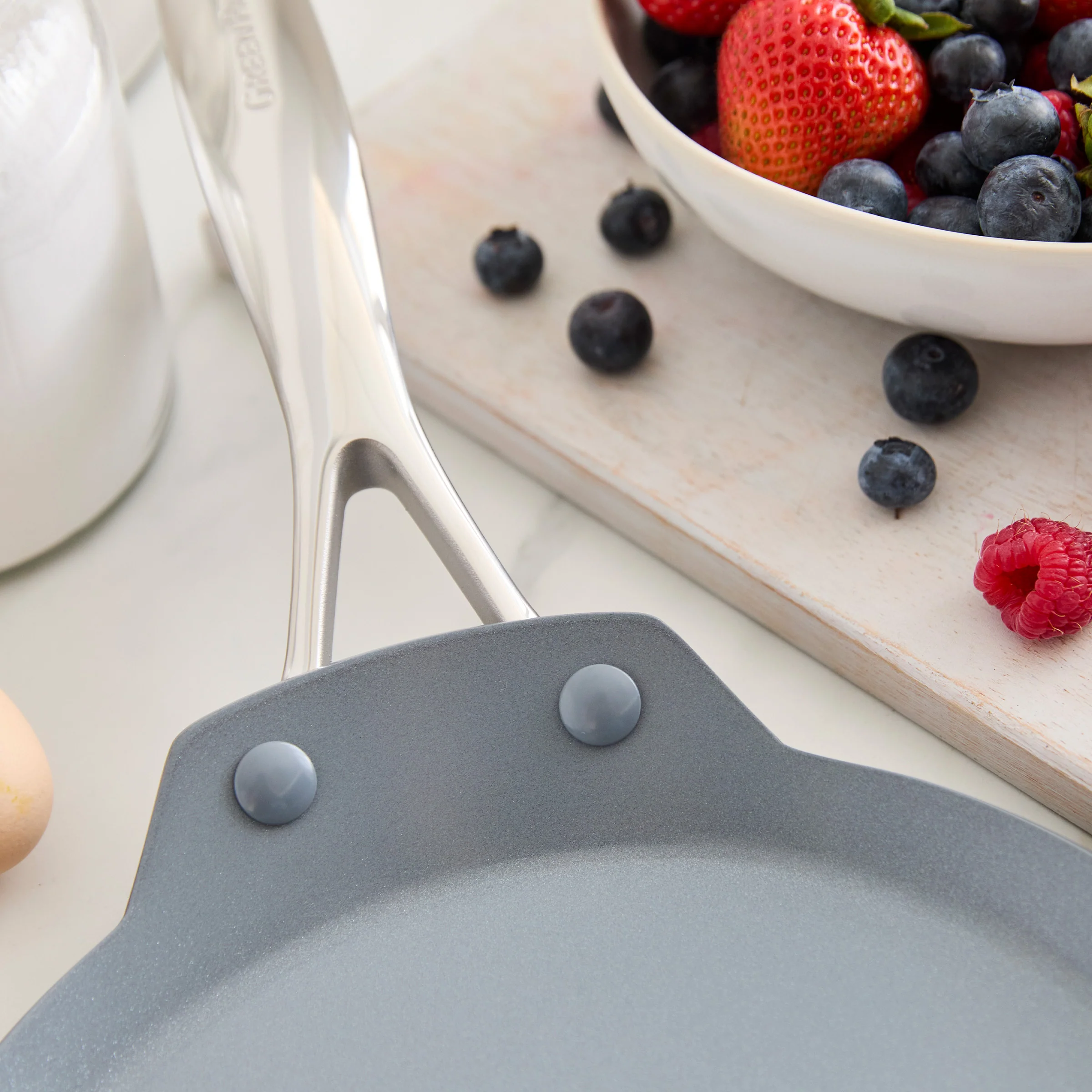 Valencia Pro Ceramic Nonstick 9.5" Crepe Pan - Image 8