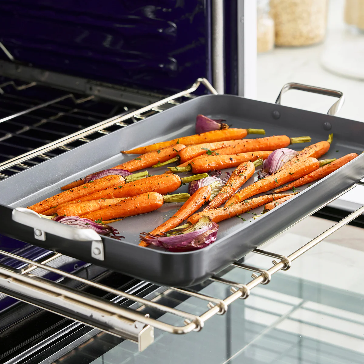 Valencia Pro Ceramic Nonstick 18" x 11" Double Burner Griddle - Image 4