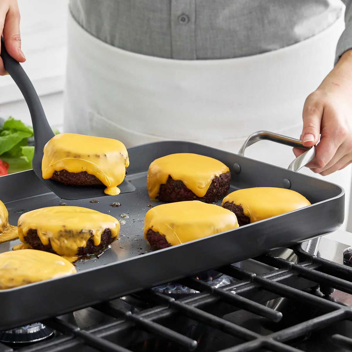 Valencia Pro Ceramic Nonstick 18" x 11" Double Burner Griddle - Image 6